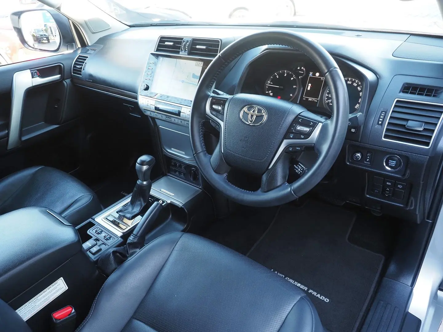 2021 Toyota Landcruiser Prado Gallery Image 30
