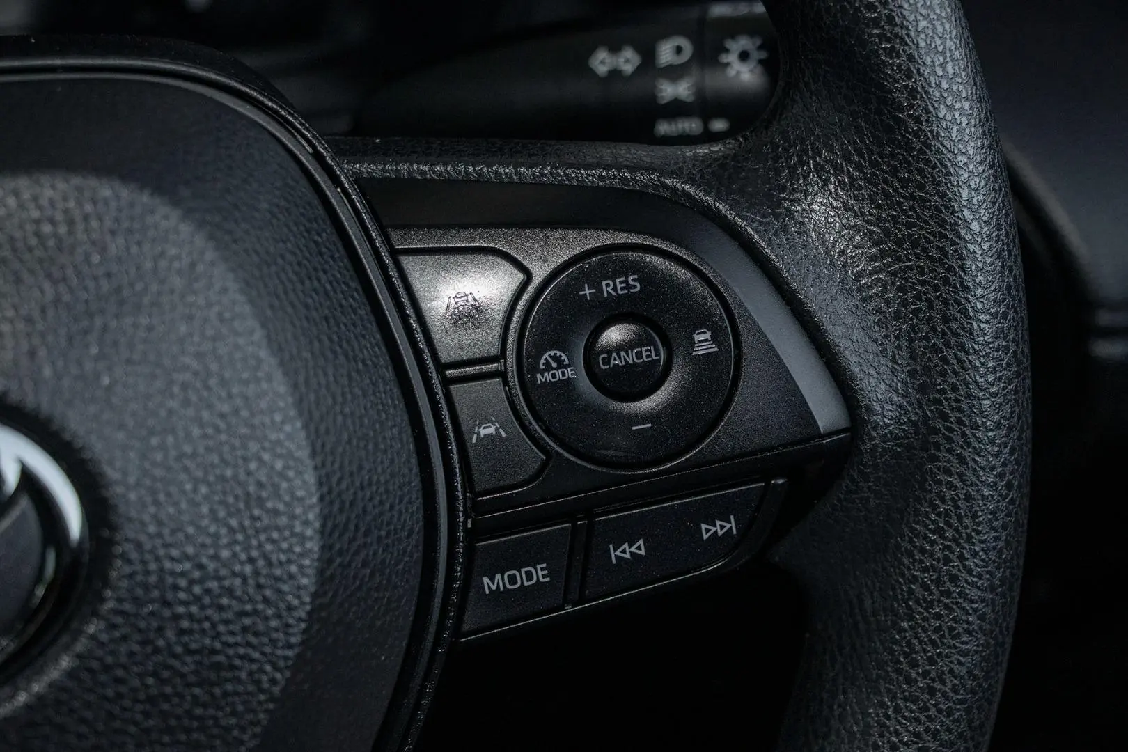 2024 Toyota Corolla Cross Gallery Image 15