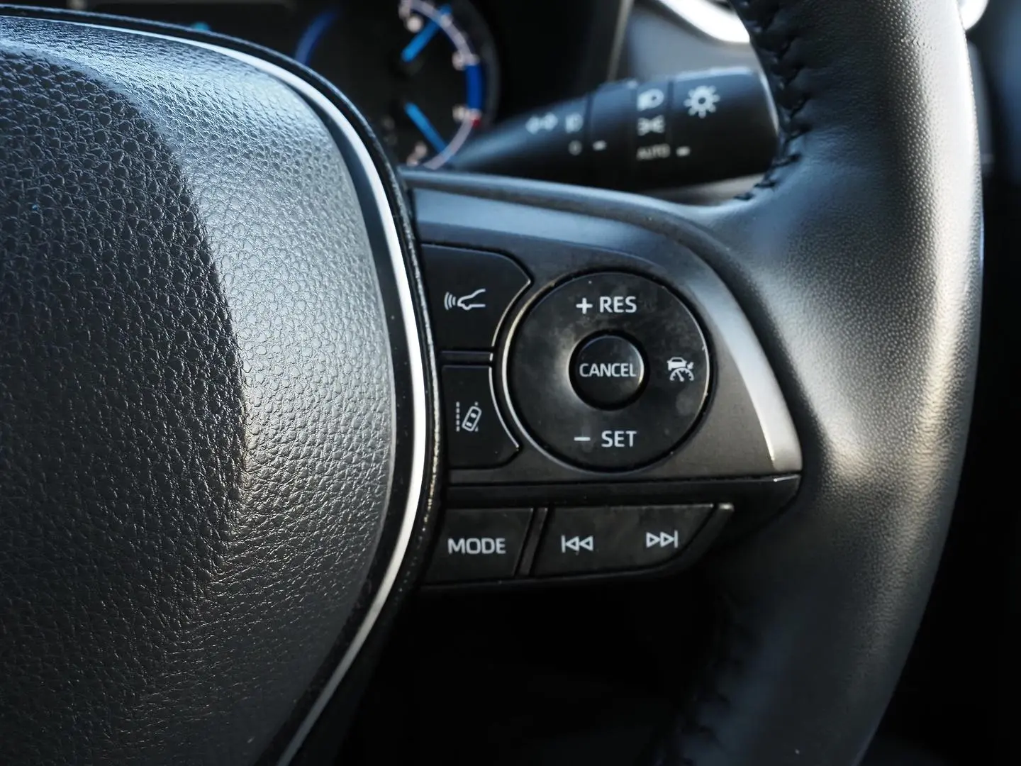 2024 Toyota RAV4 Gallery Image 26