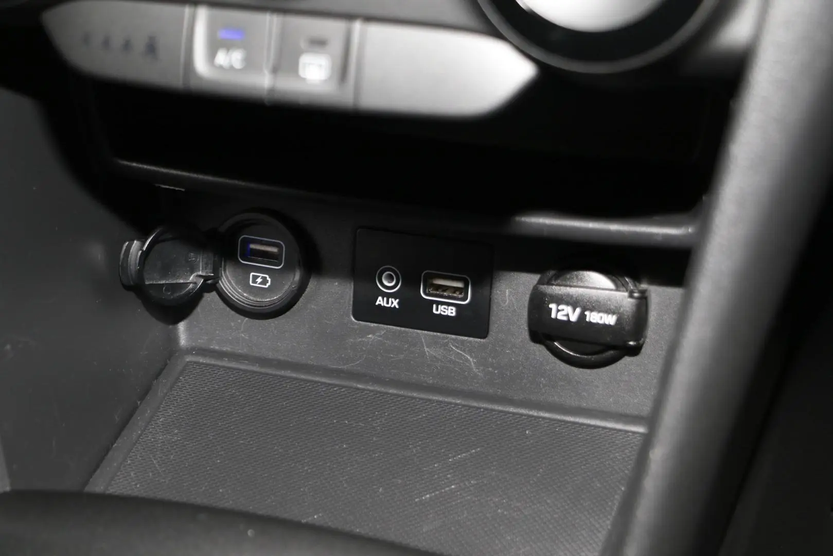 2019 Hyundai Kona Gallery Image 19