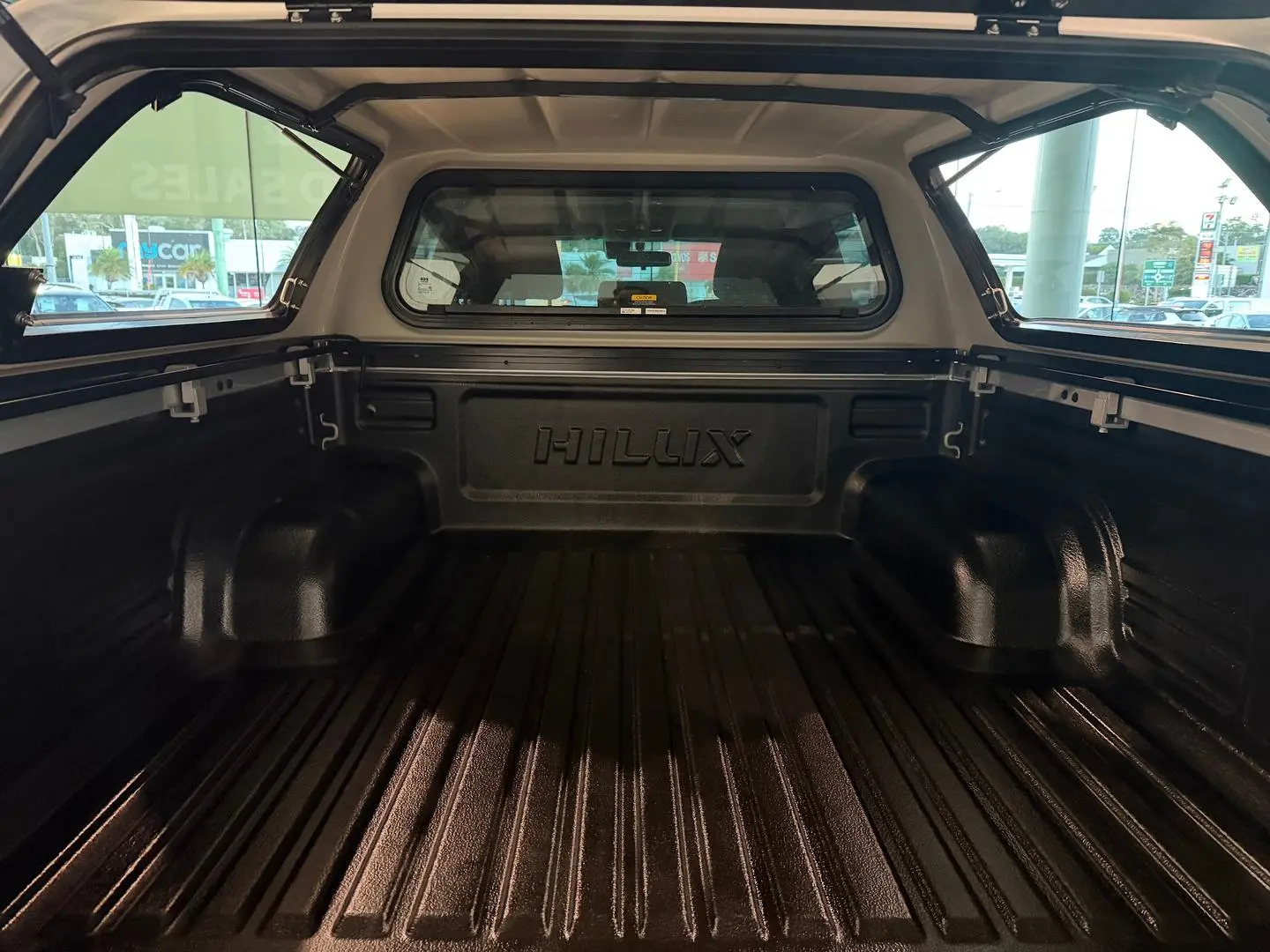 2025 Toyota Hilux Gallery Image 10