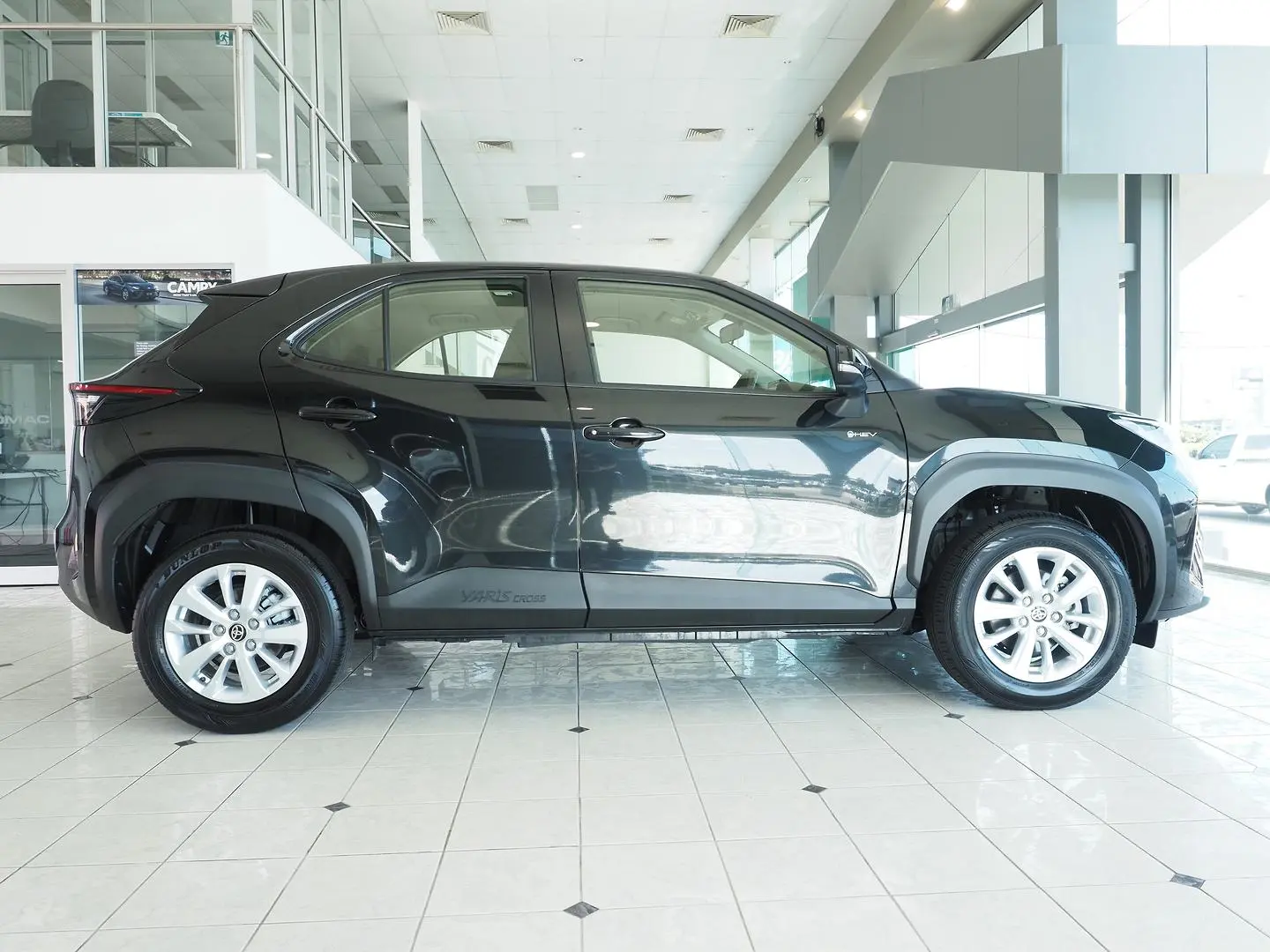 2024 Toyota Yaris Cross Gallery Image 6