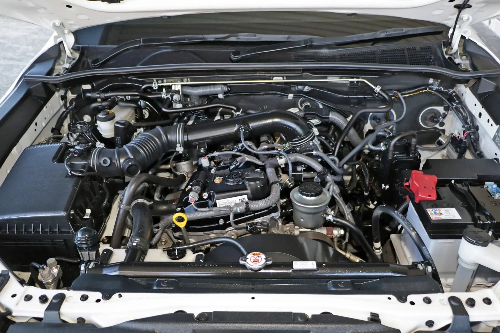2019 Toyota Hilux Gallery Image 16