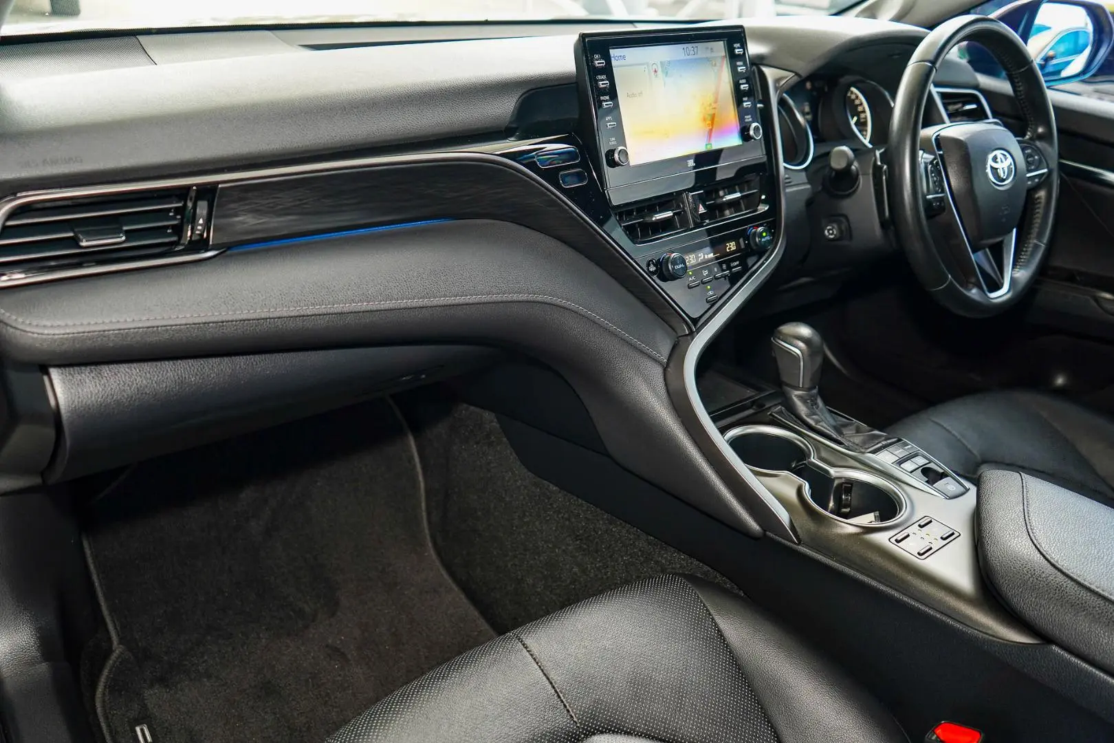 2023 Toyota Camry Gallery Image 8