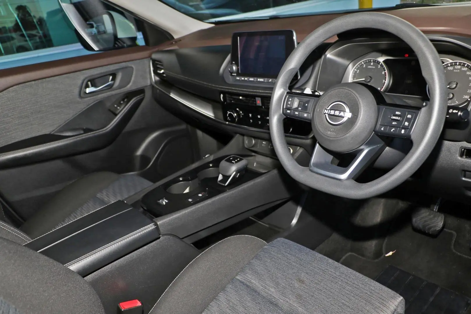 2023 Nissan X-TRAIL Gallery Image 6