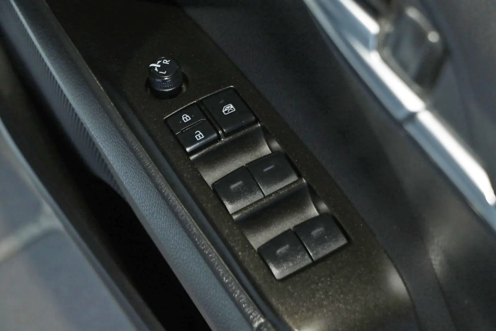 2024 Toyota Camry Gallery Image 18
