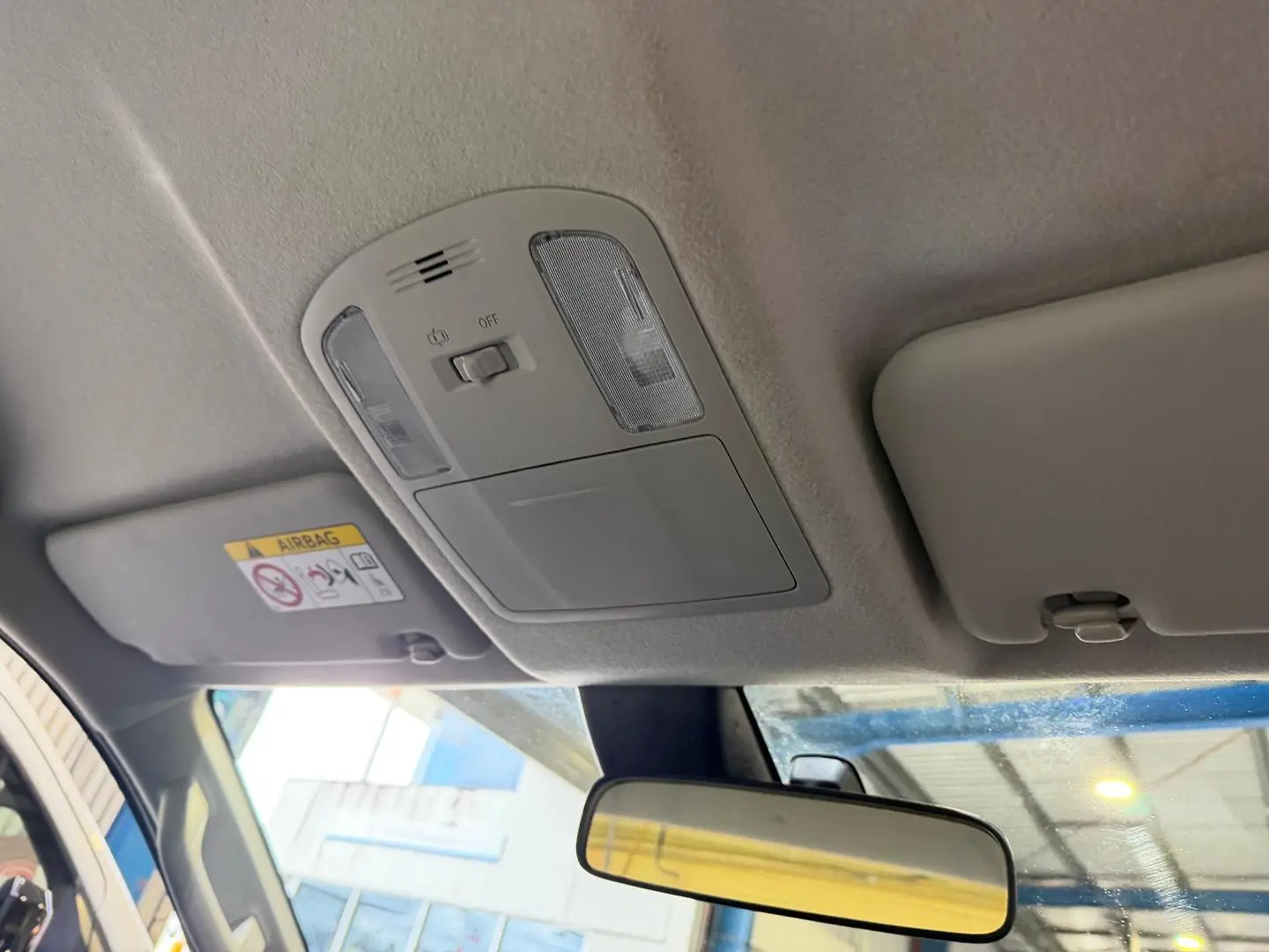 2019 Toyota Hilux Gallery Image 7