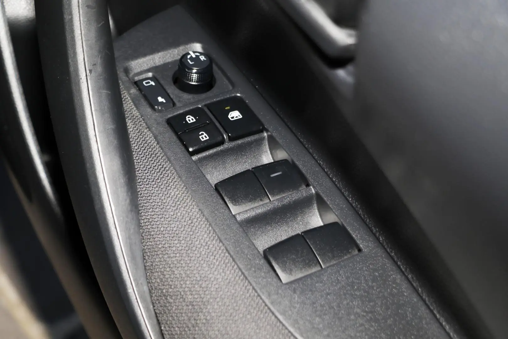 2020 Toyota Corolla Gallery Image 18
