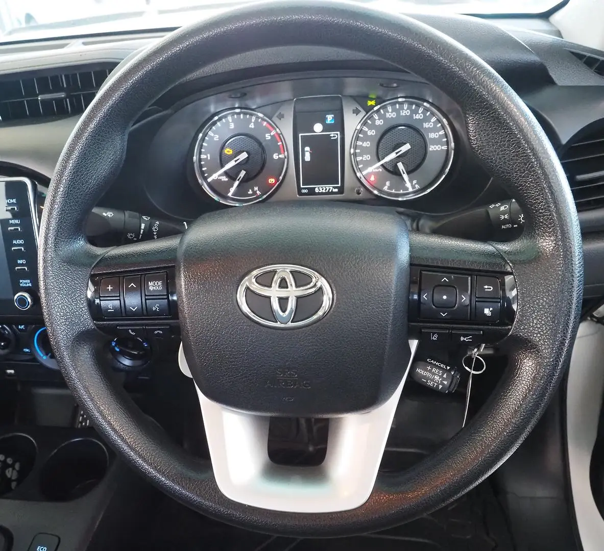2023 Toyota Hilux Gallery Image 18