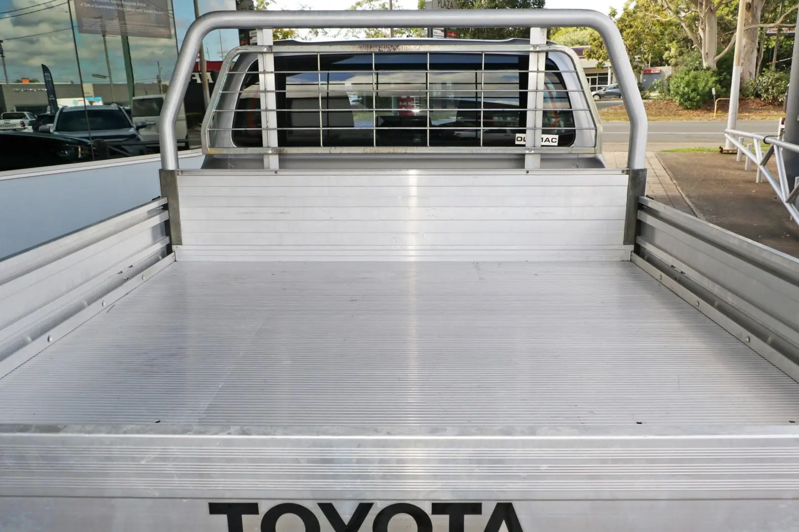 2018 Toyota Hilux Gallery Image 21