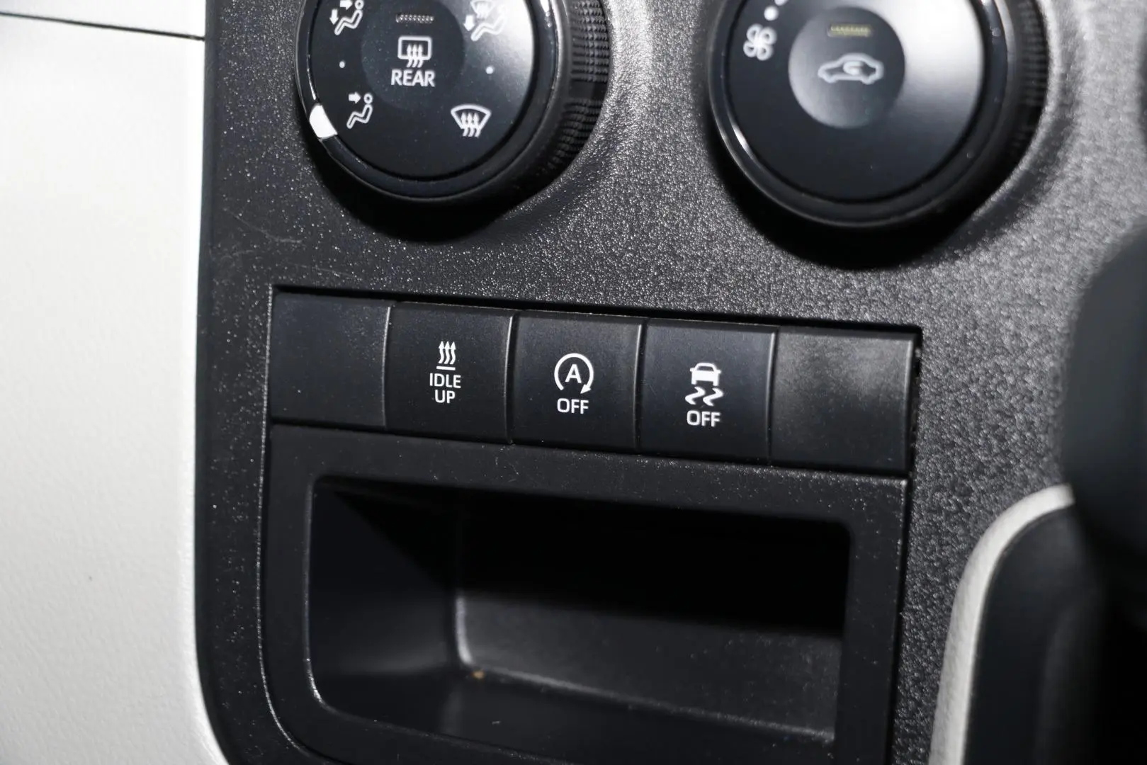 2024 Toyota Hiace Gallery Image 15