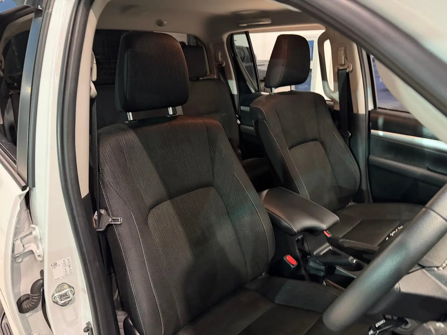 2025 Toyota Hilux Gallery Image 19