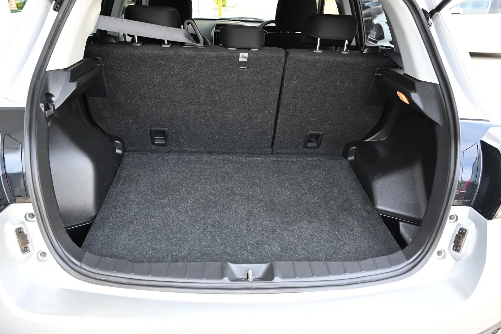 2022 Mitsubishi ASX Gallery Image 8
