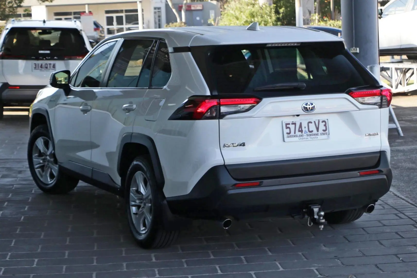2021 Toyota RAV4 Gallery Image 2
