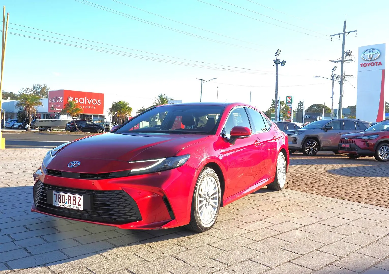 2025 Toyota Camry Gallery Image 3