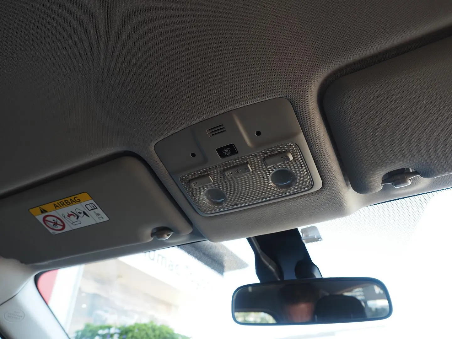 2015 Toyota RAV4 Gallery Image 22