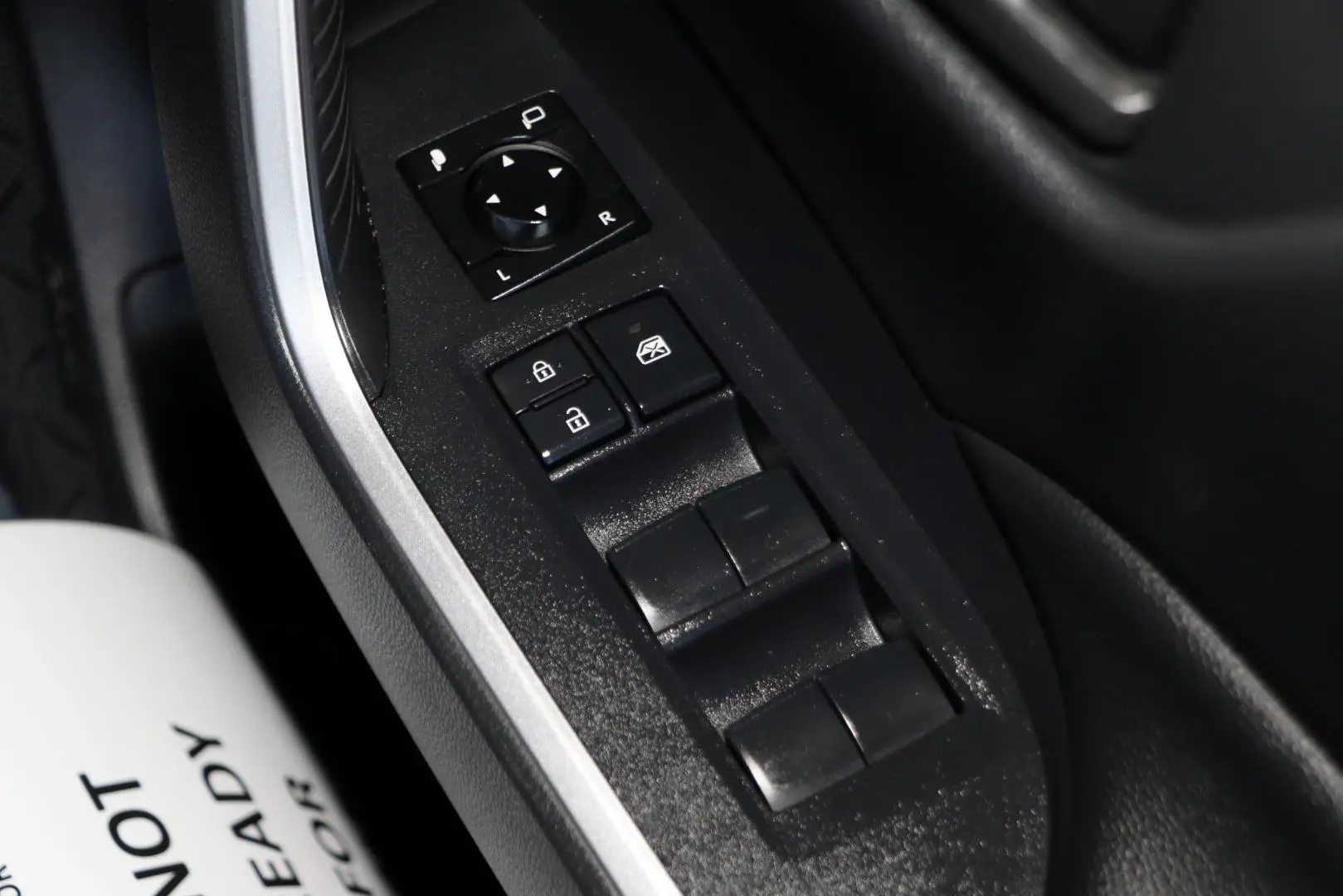 2021 Toyota RAV4 Gallery Image 17