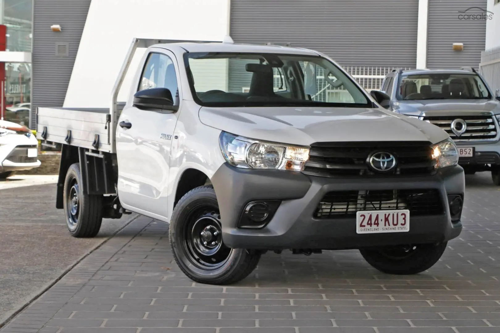 2021 Toyota Hilux Image 1