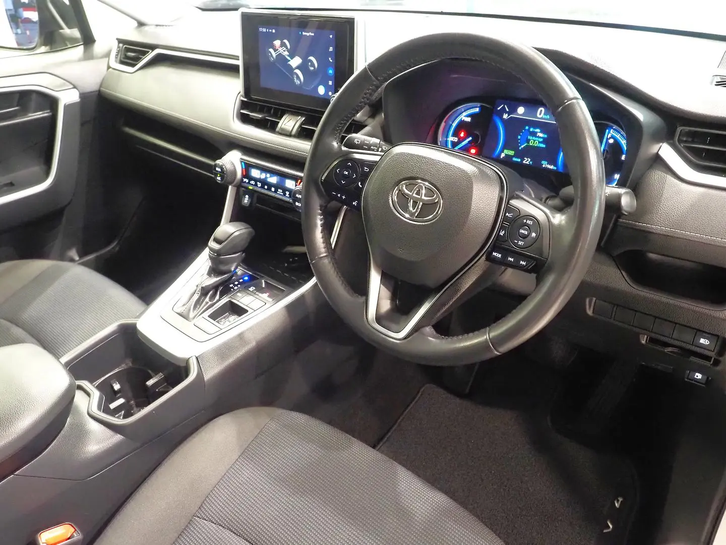 2024 Toyota RAV4 Gallery Image 4