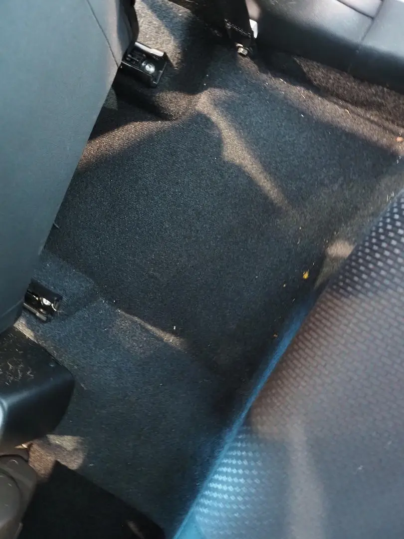 2020 Suzuki Swift Gallery Image 16