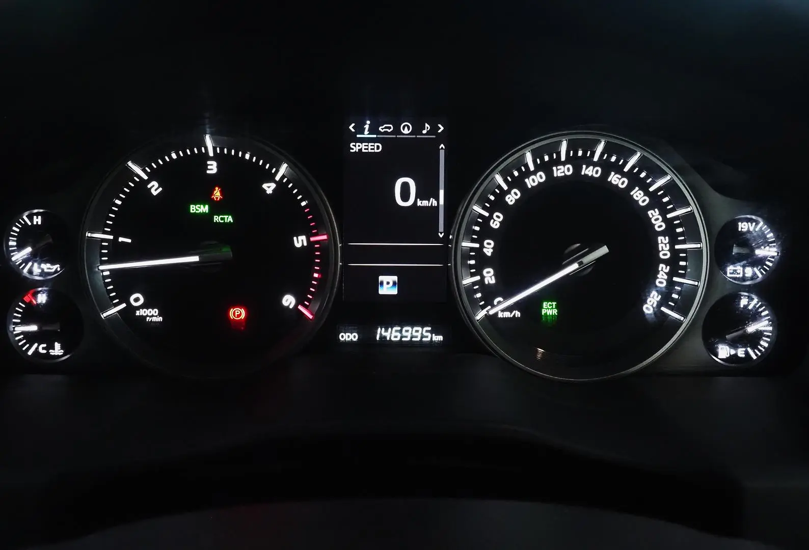 2021 Toyota Landcruiser Gallery Image 31