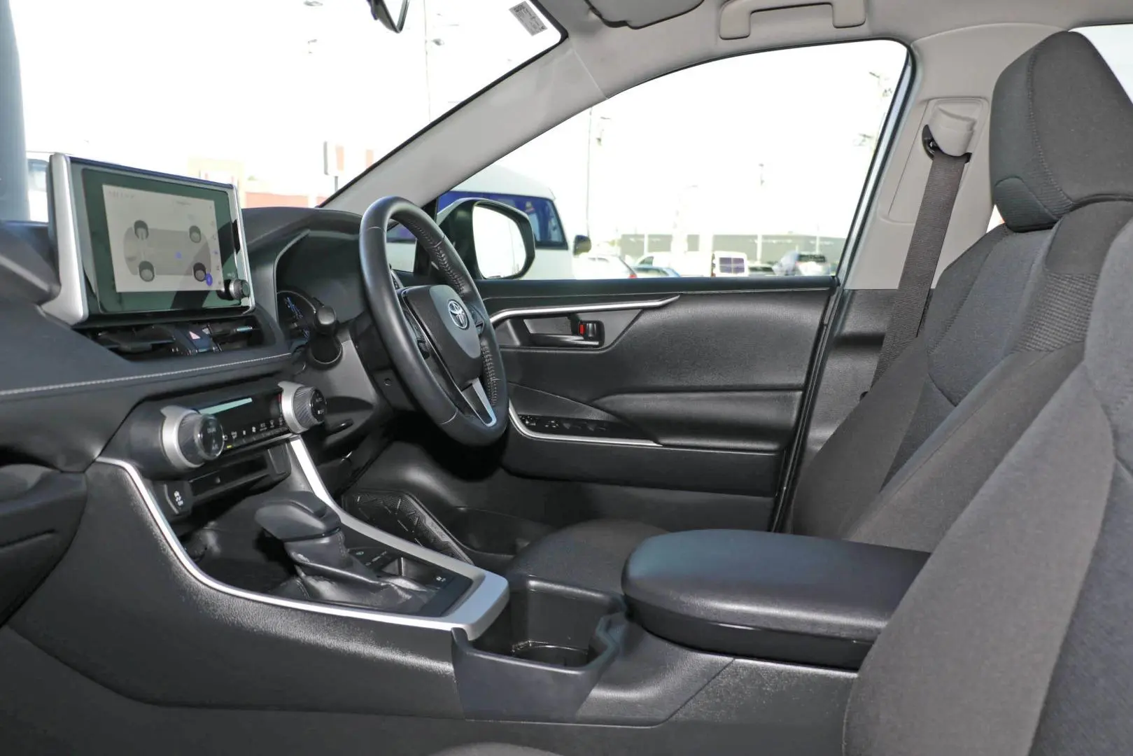 2023 Toyota RAV4 Gallery Image 10