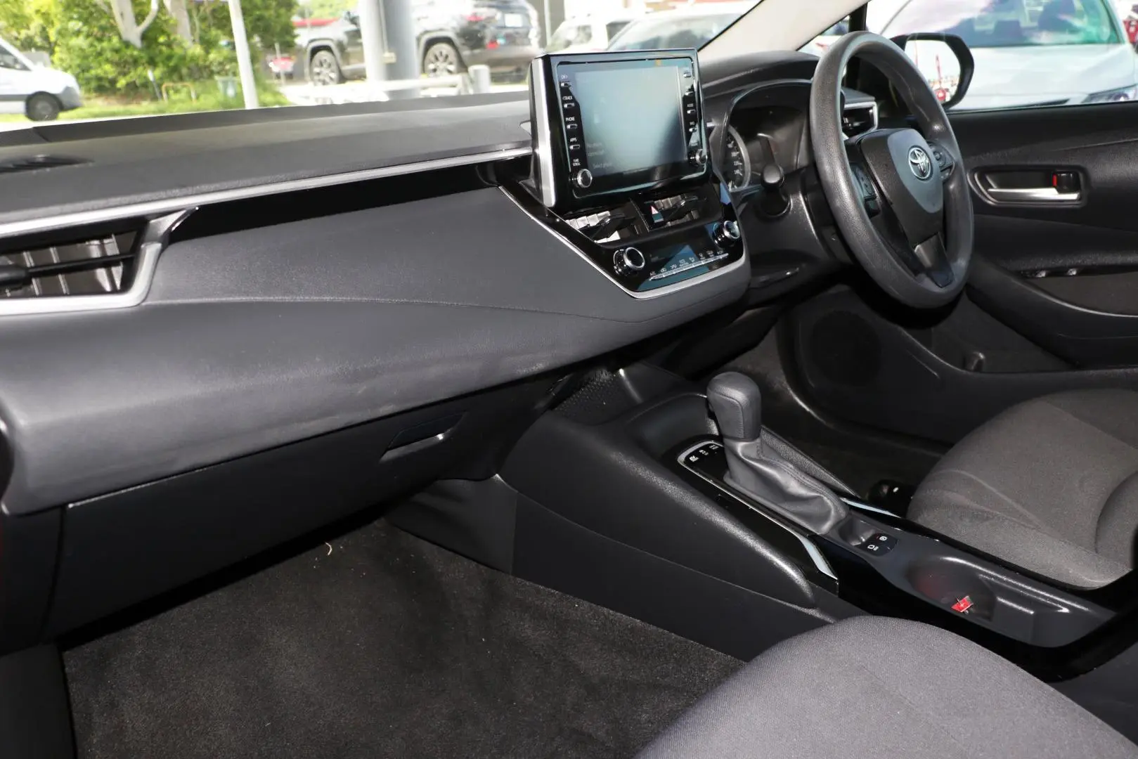 2019 Toyota Corolla Gallery Image 7