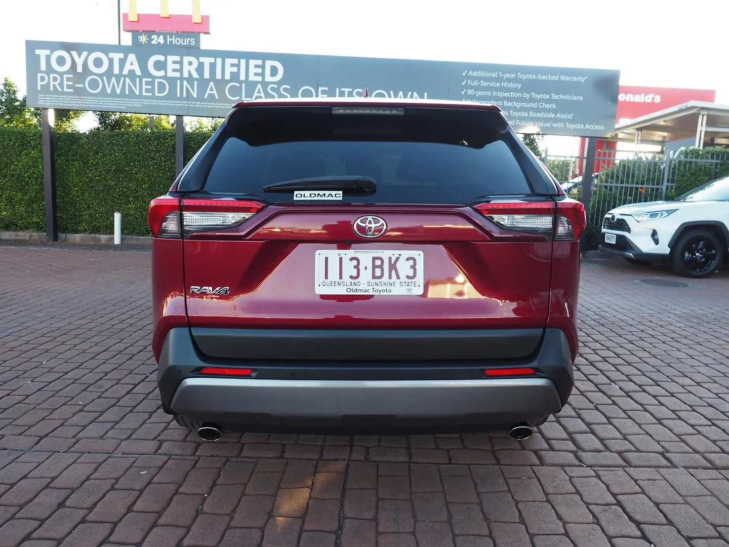 2021 Toyota RAV4 Gallery Image 7