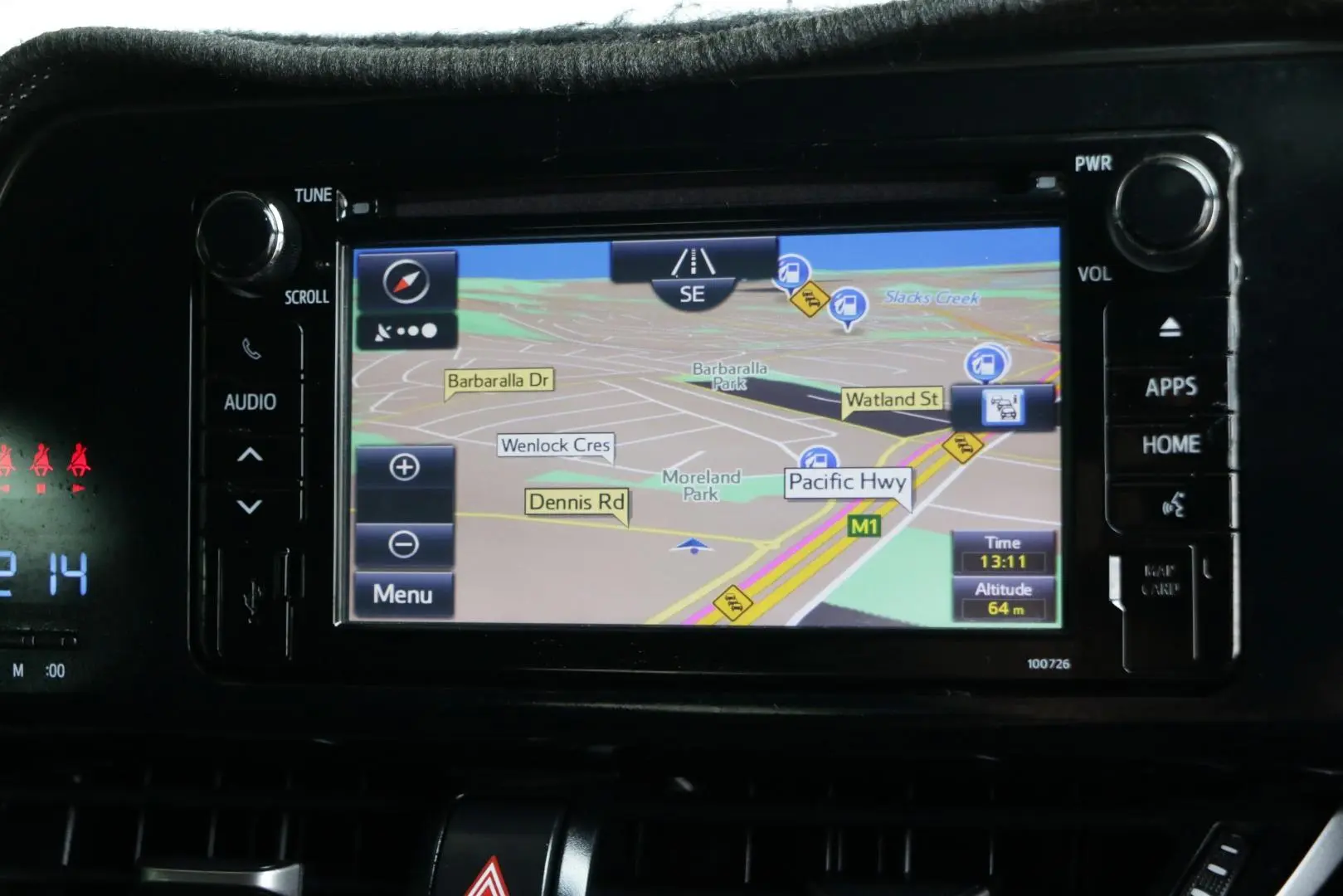 2018 Toyota C-HR Gallery Image 10