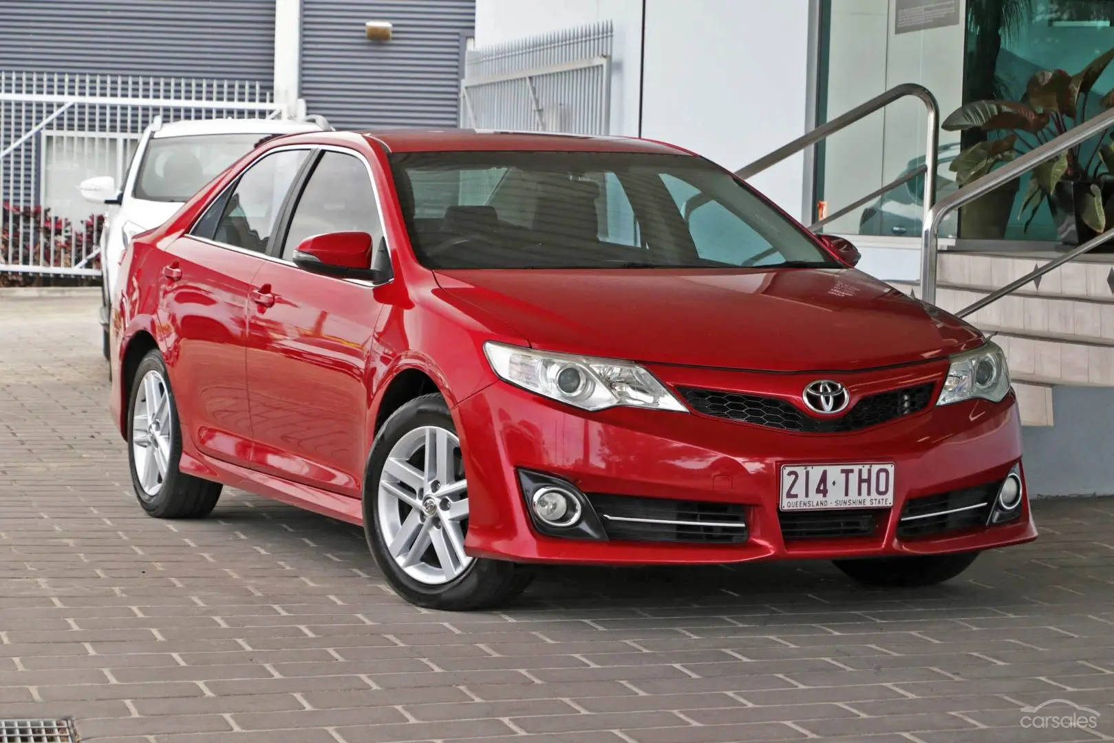 2013 Toyota Camry Image 1