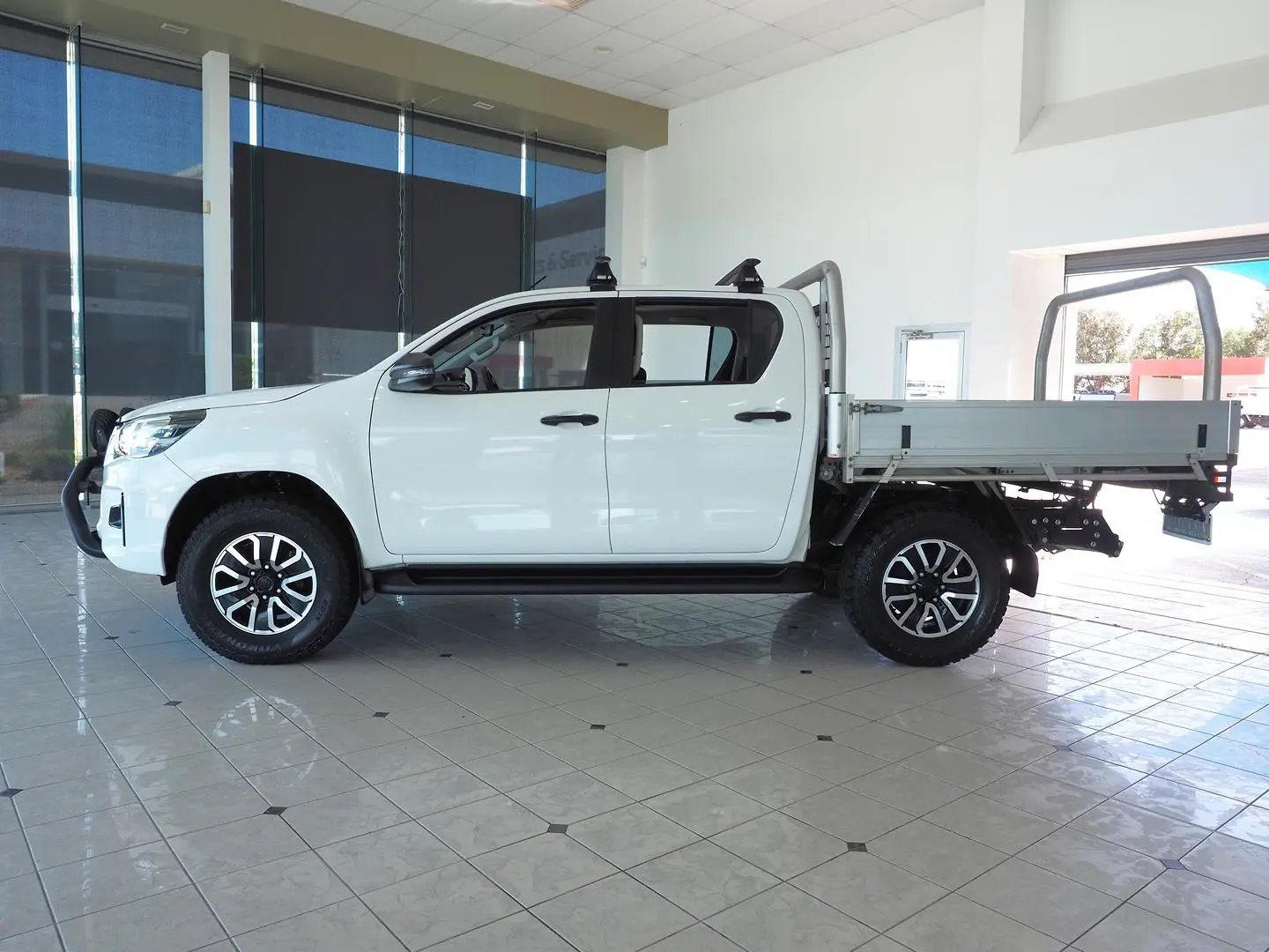 2019 Toyota Hilux Gallery Image 10