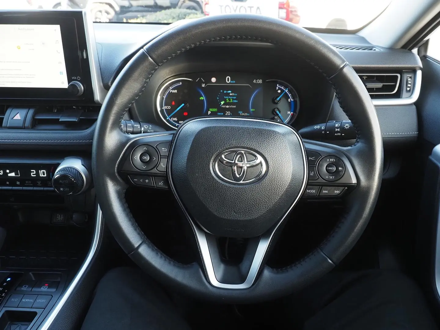 2024 Toyota RAV4 Gallery Image 24