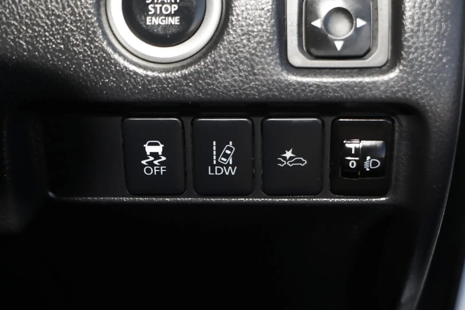 2022 Mitsubishi Triton Gallery Image 13