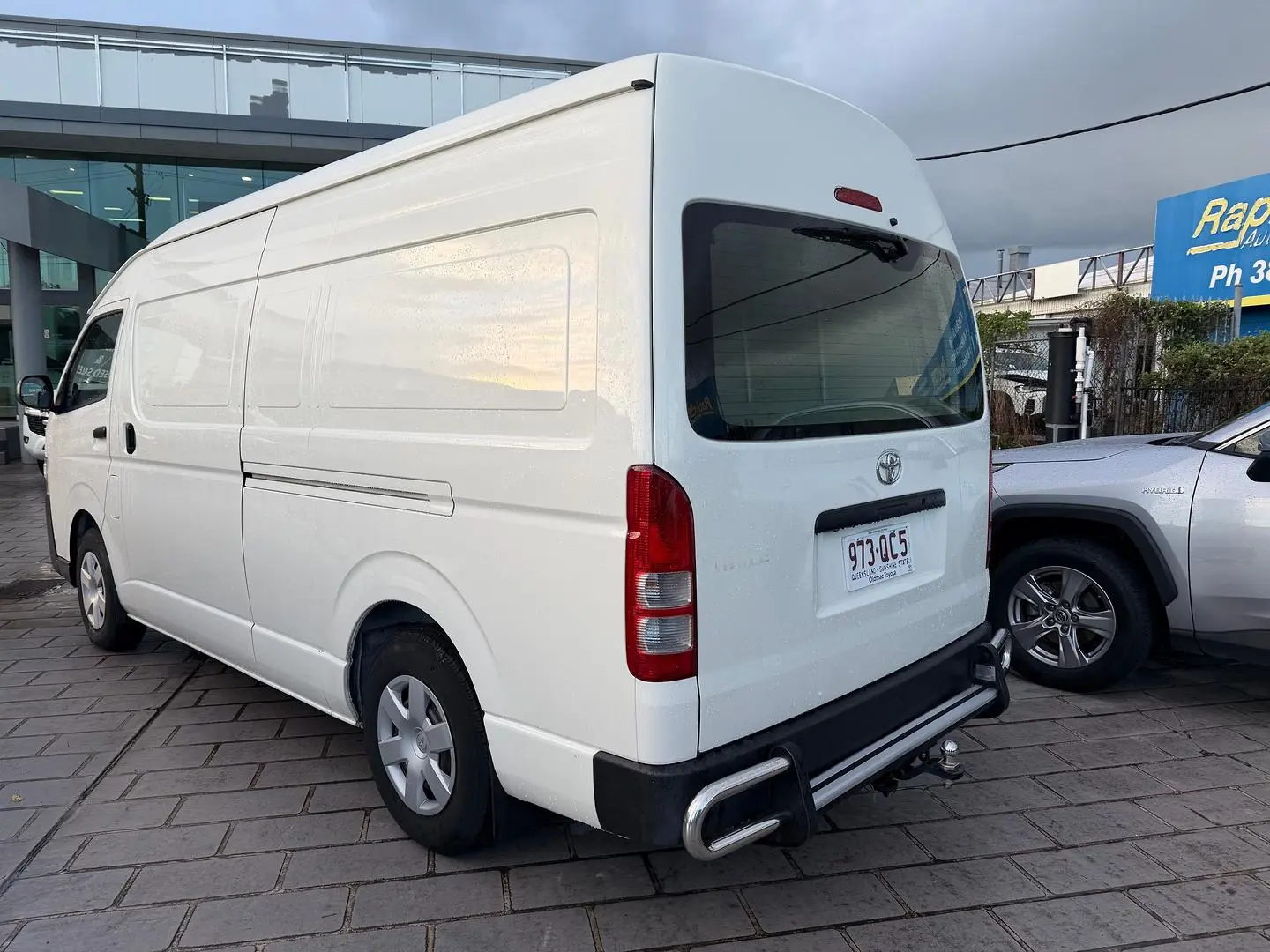 2016 Toyota Hiace Gallery Image 2