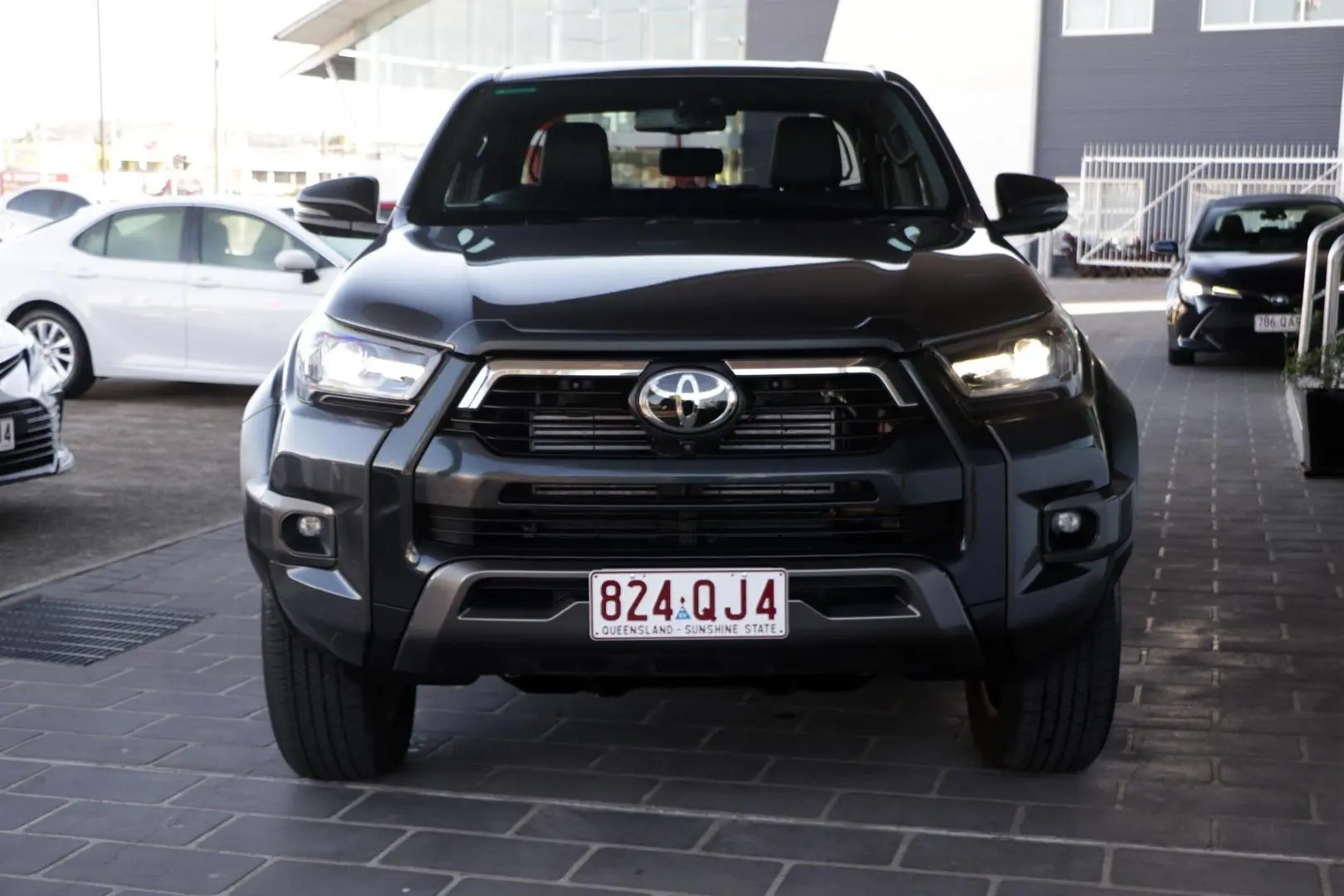 2025 Toyota Hilux Gallery Image 4