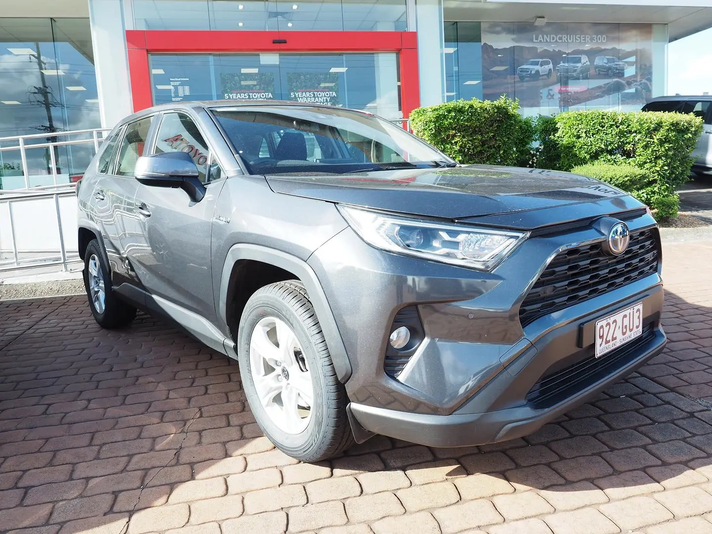 2020 Toyota RAV4 Image 1