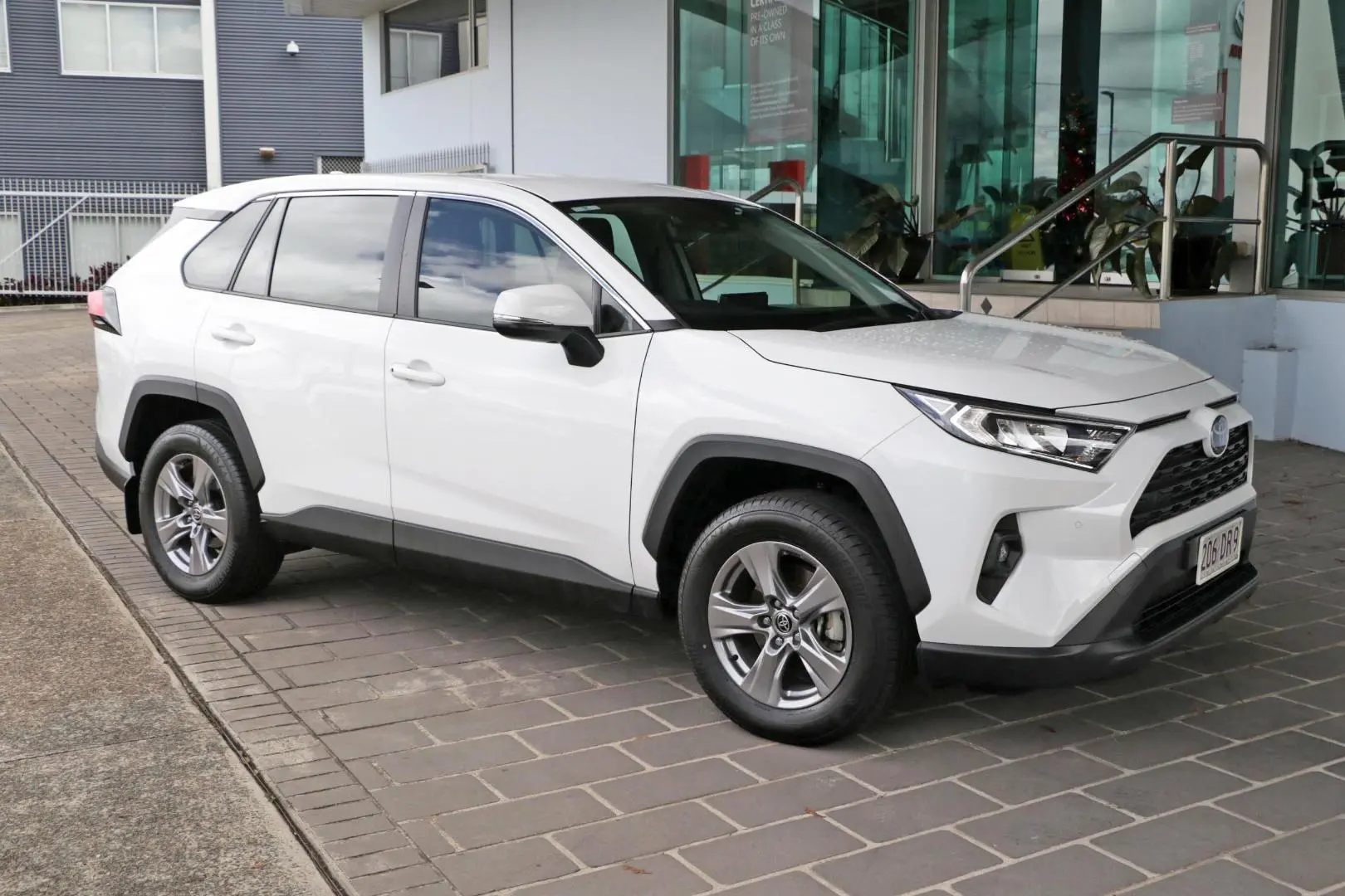 2022 Toyota RAV4 Image 7