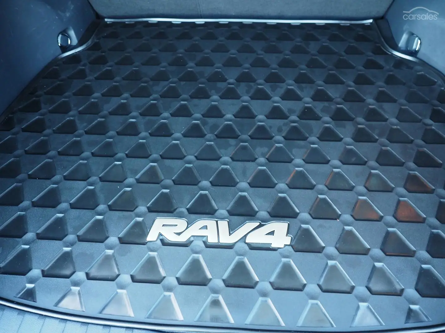 2021 Toyota RAV4 Image 14