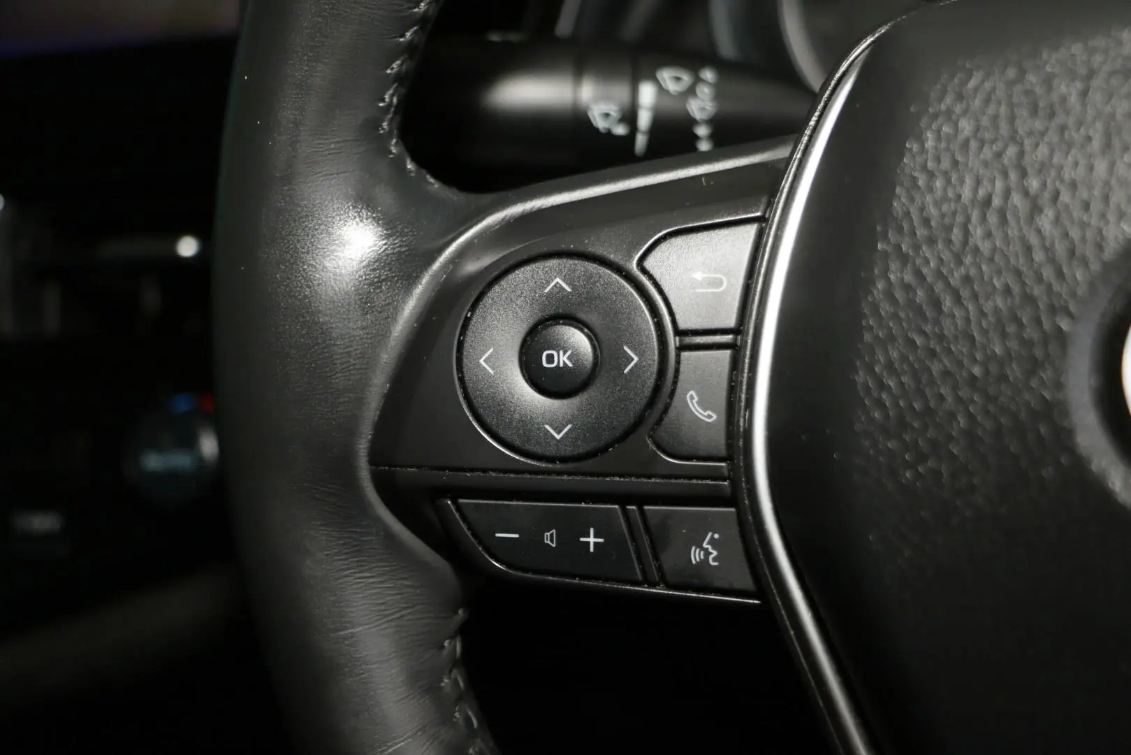 2021 Toyota Camry Gallery Image 15