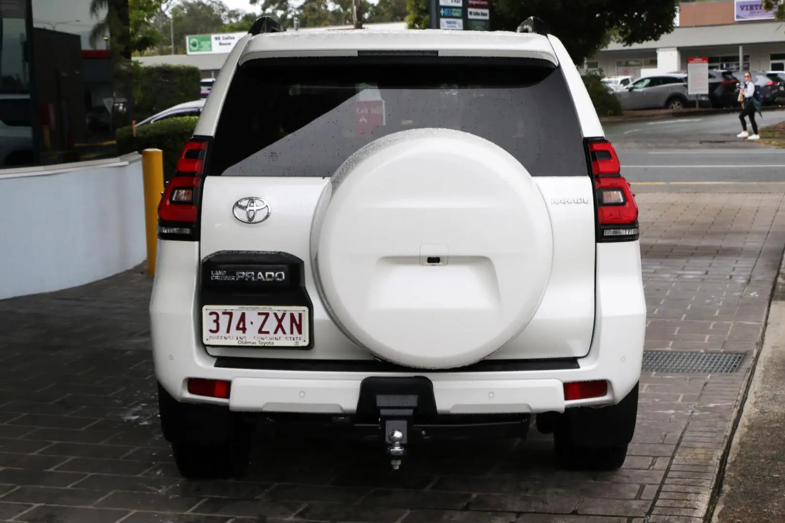 2020 Toyota Landcruiser Prado Gallery Image 4
