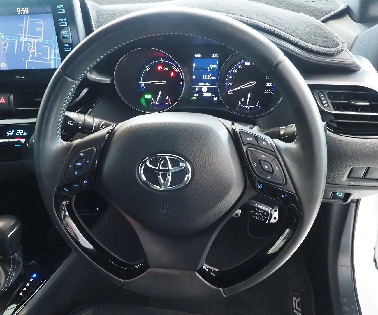 2022 Toyota C-HR Gallery Image 21