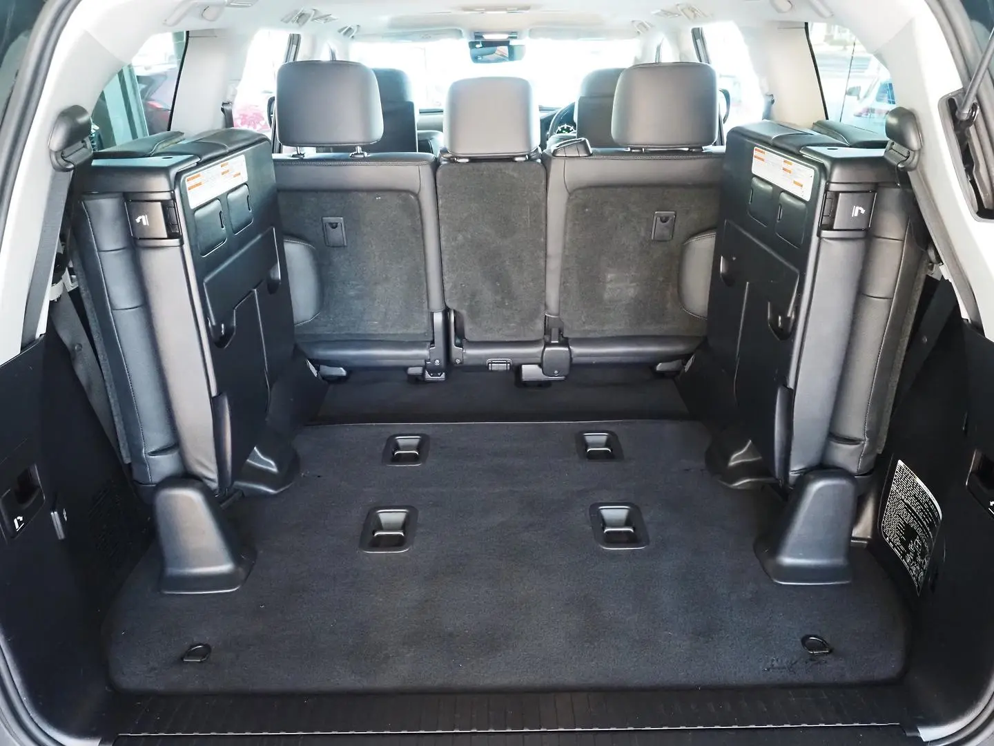 2021 Toyota Landcruiser Gallery Image 17