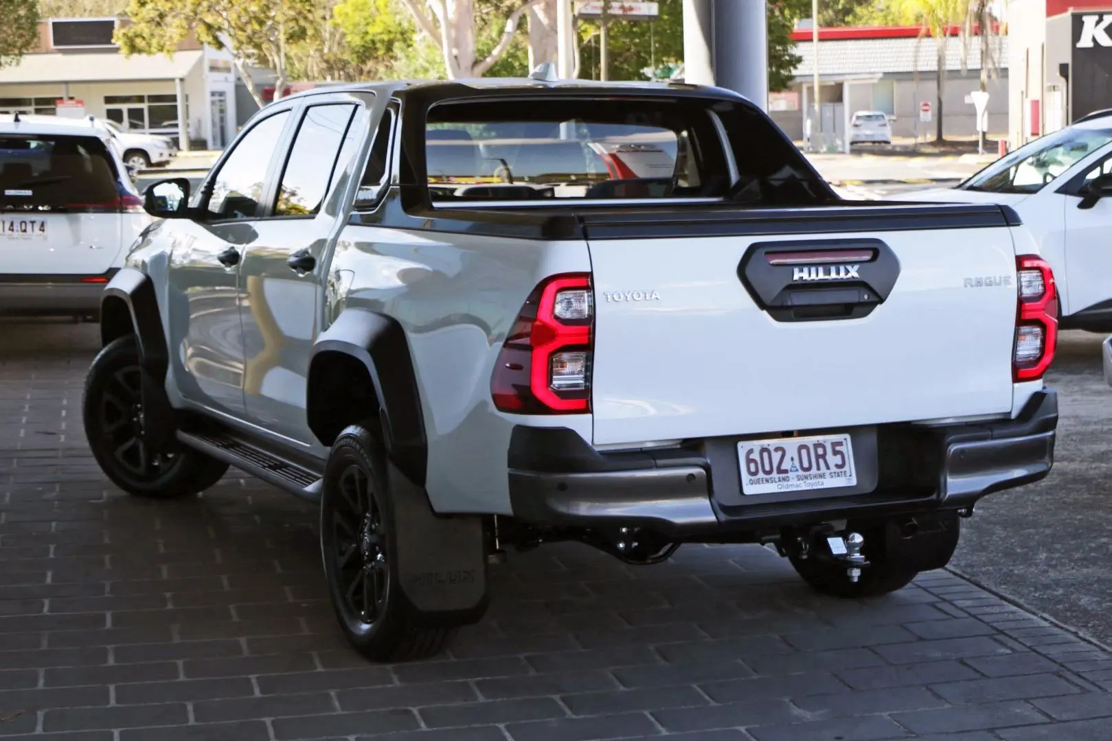 2025 Toyota Hilux Gallery Image 3