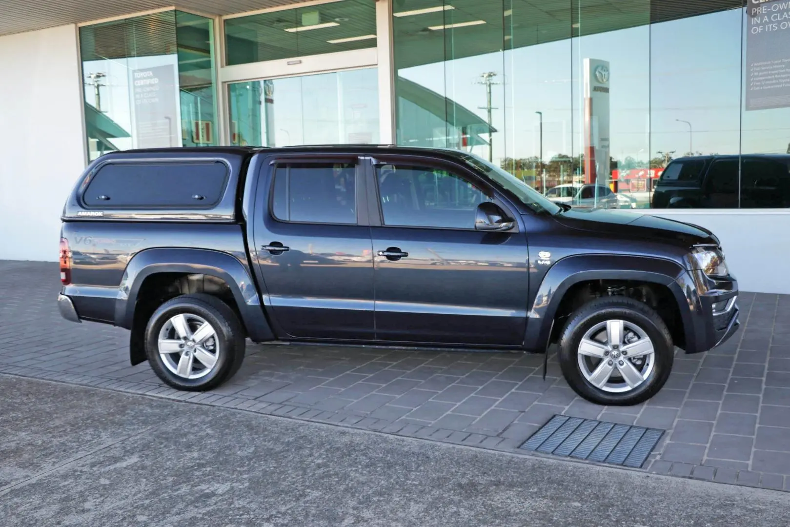 2019 Volkswagen Amarok Gallery Image 5