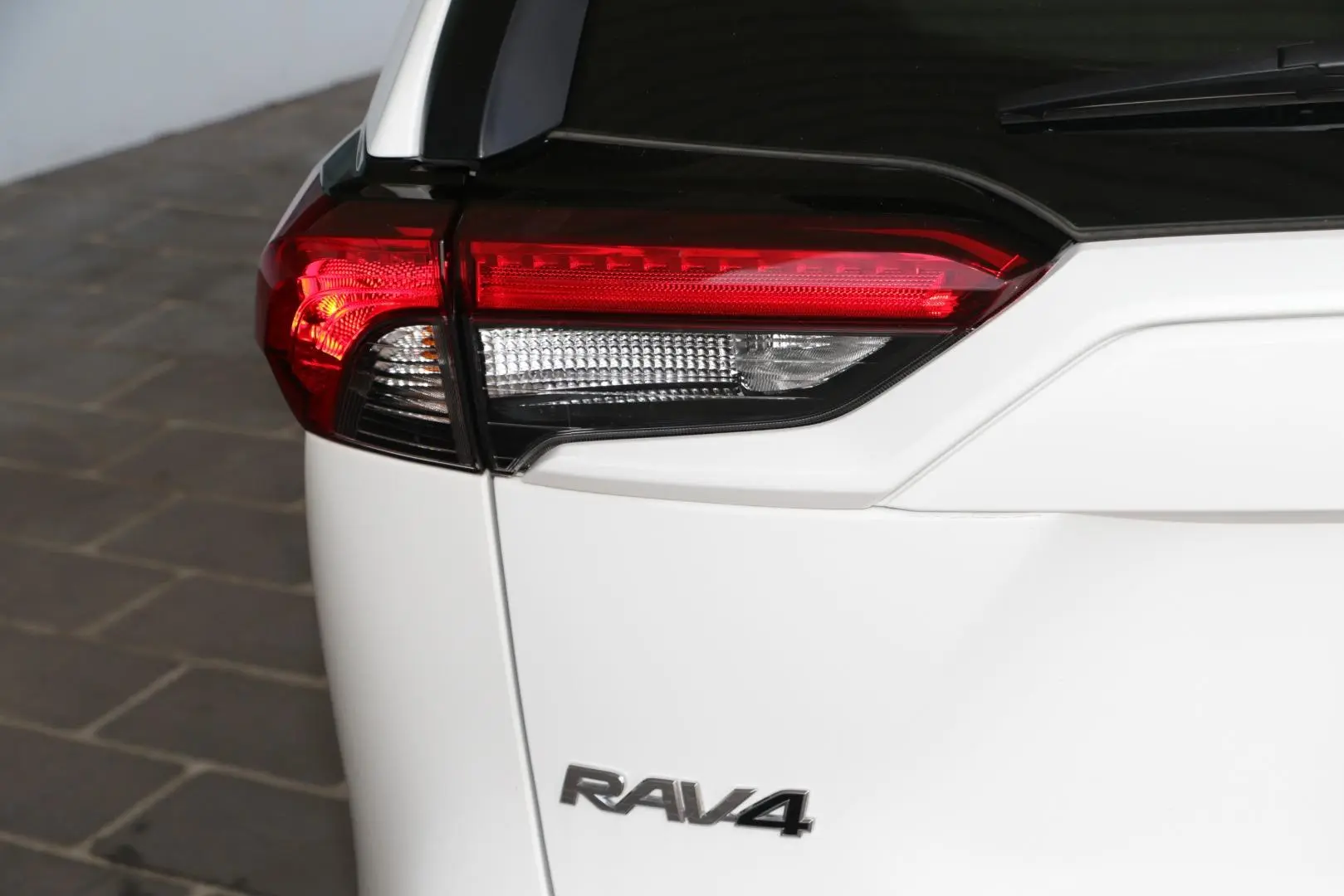 2024 Toyota RAV4 Gallery Image 19
