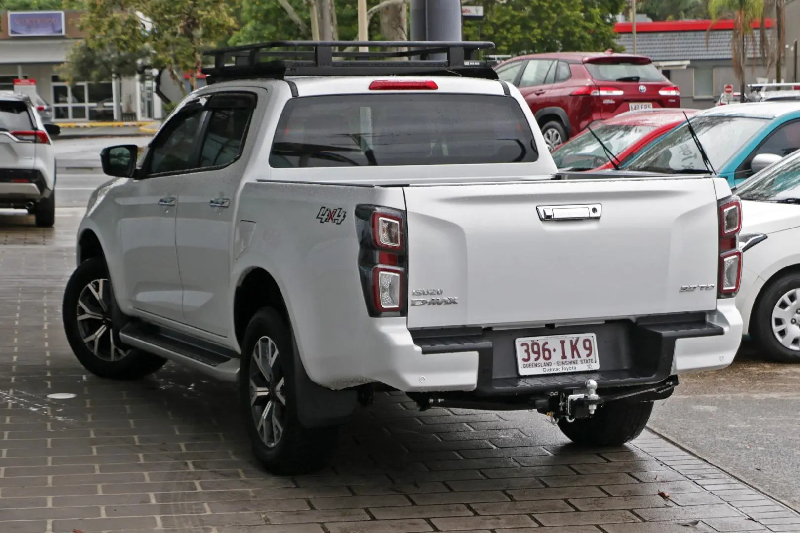 2023 Isuzu D-MAX Image 2