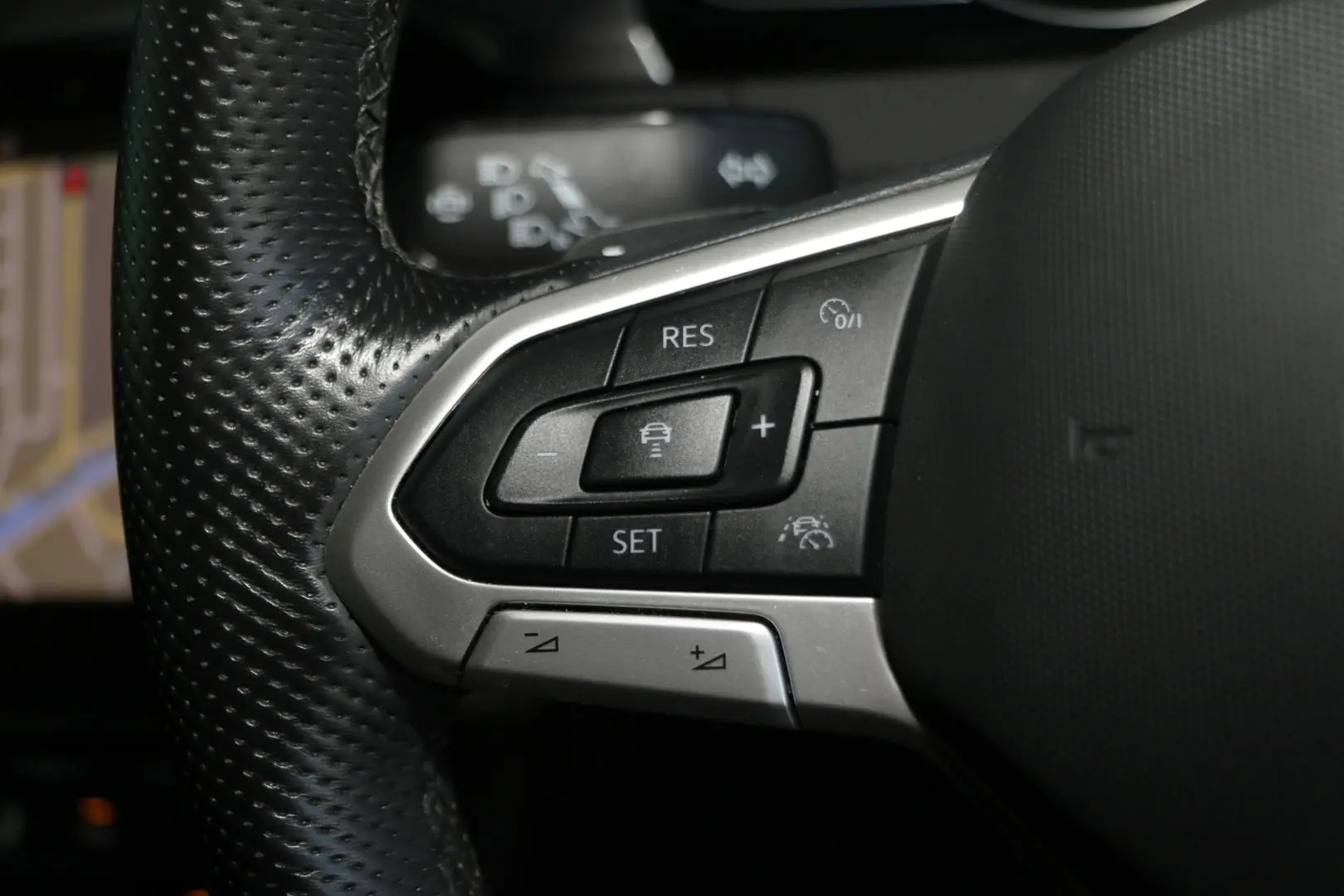 2022 Volkswagen Passat Gallery Image 14