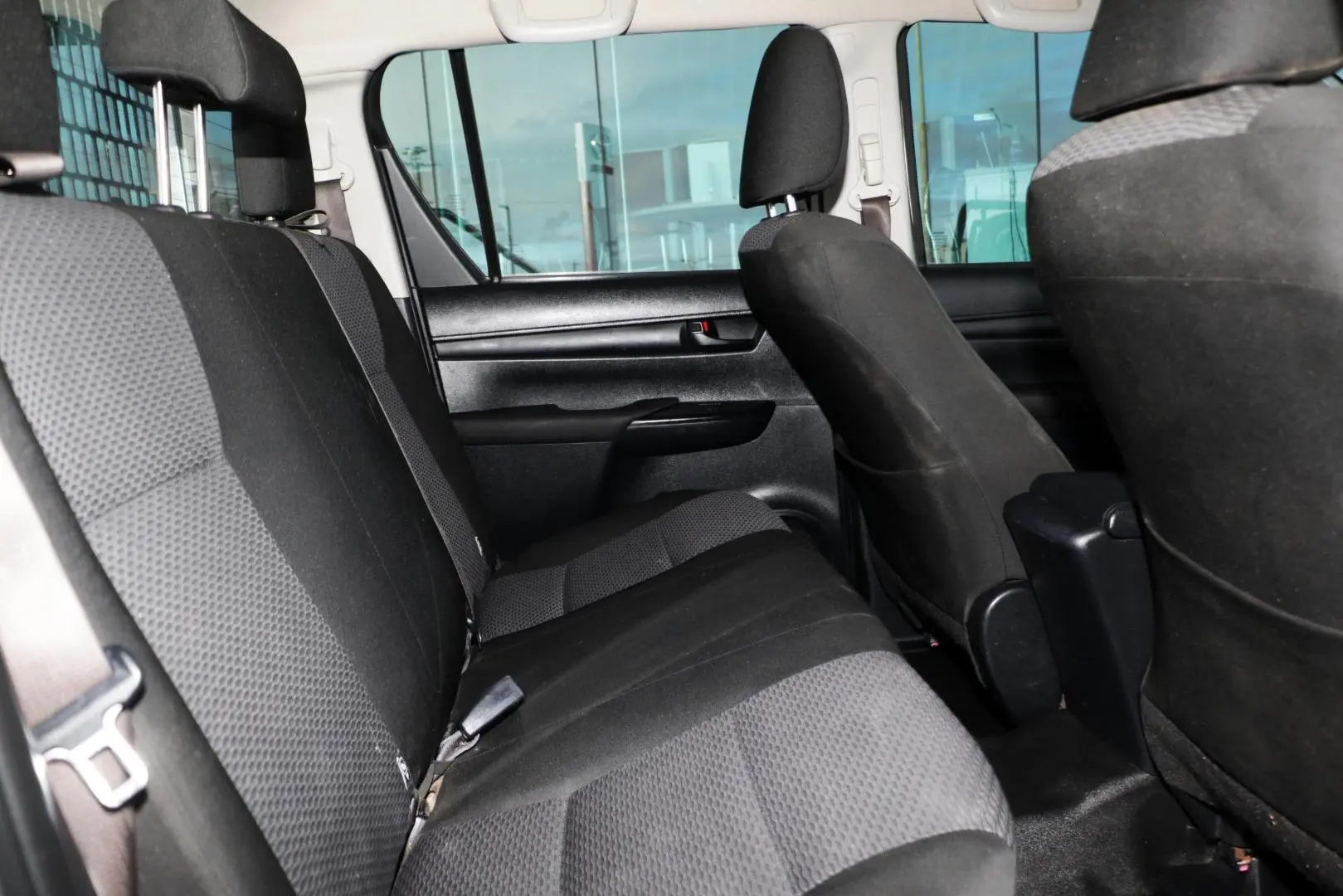 2019 Toyota Hilux Gallery Image 13
