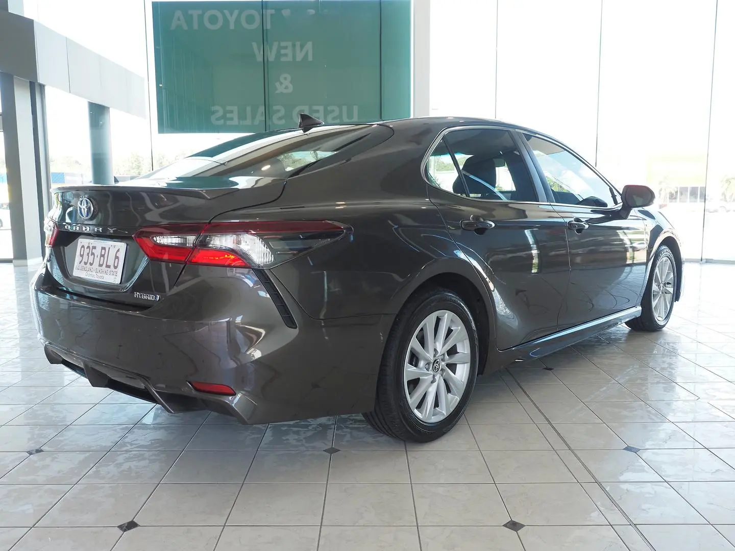 2021 Toyota Camry Gallery Image 8