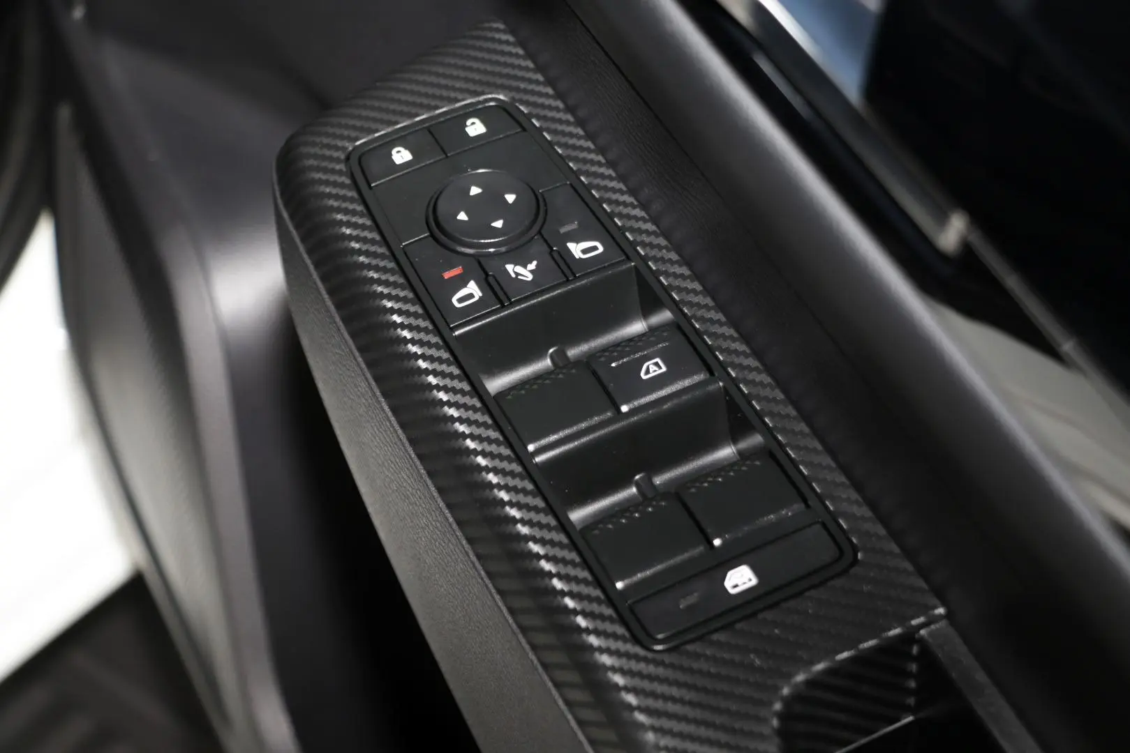 2025 Mitsubishi Triton Gallery Image 18